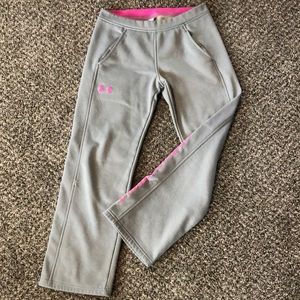 Girl’s under armour sweatpants